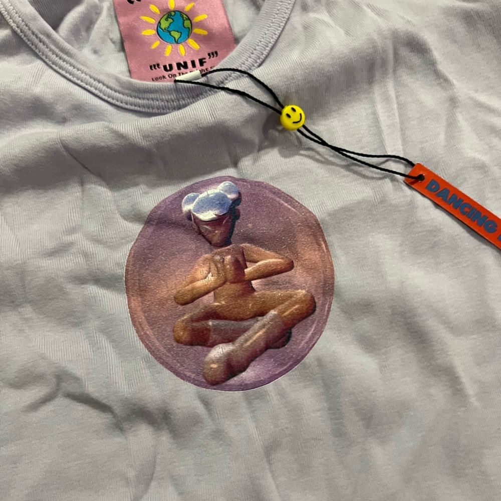 Unif Alien Baby Meditation Tee